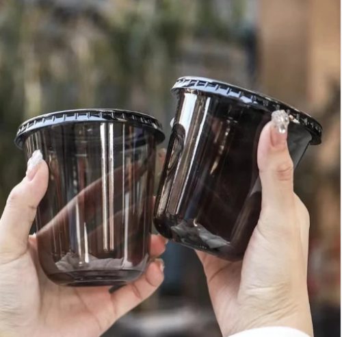 https://breezpack.com/assets/products/resized/Black plastic cup - كوب بلاستيك أسود